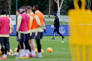 David Moyes puts the disc cones out during the Everton training session at Finch Farm on January 13, 2025

(Image: Tony McArdle/Everton FC Official Photography Library/SmartFrame)