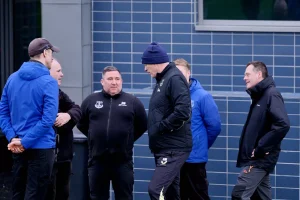 David Moyes speaks to members of the Everton ground staff during the Everton training session at Finch Farm on January 13, 2025

(Image: Tony McArdle/Everton FC Official Photography Library/SmartFrame)